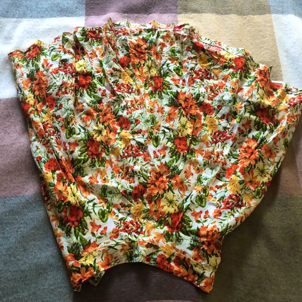 Premise linen skirt with pockets!